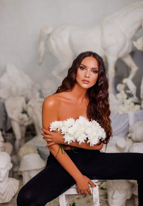 OnlyFansについて話す 限定 ギャラリー