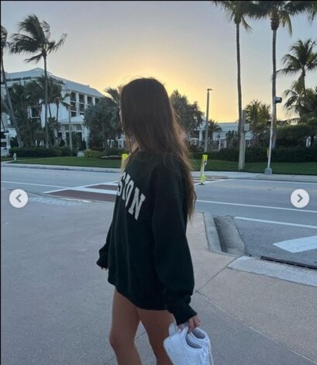 Emily Legler 無料スター 写真