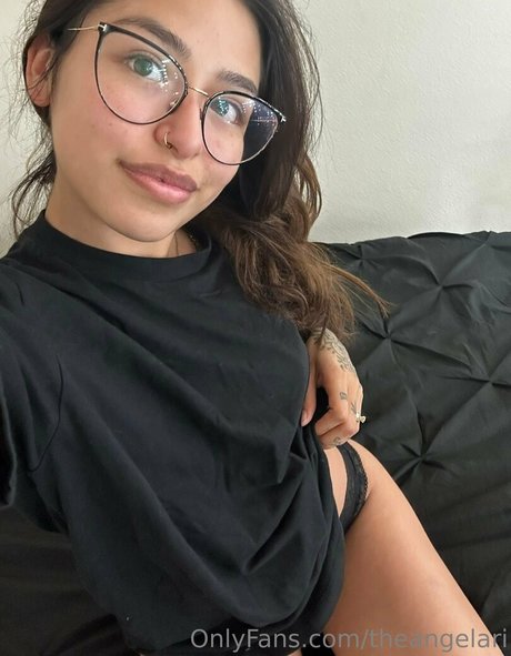 theangelari セクシーモデル 画像