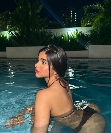 Valeria Carruyo 素敵なスター 写真