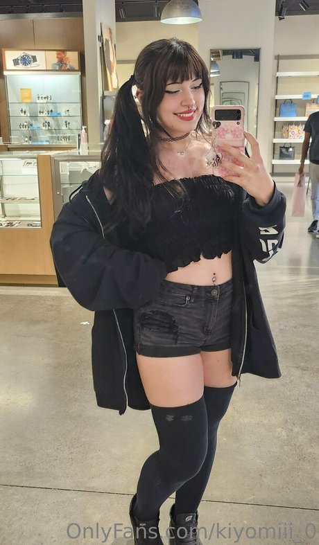 双子の姉妹OnlyFans ホットxxx 写真