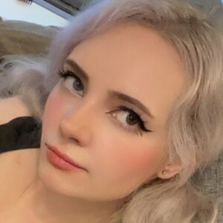 eurocatgirl 最高の女優 写真