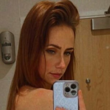 Cmariel1990 トップモデル 写真