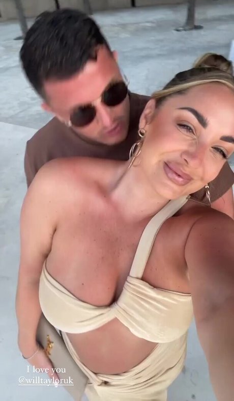 トゥワークオンリーファン セクシー 画像