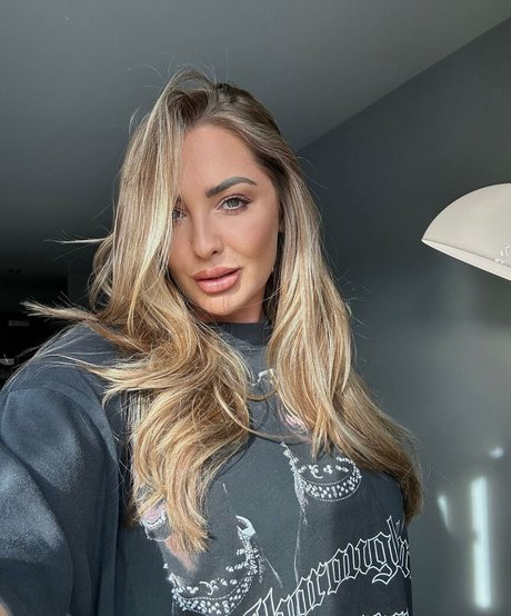 Daisydooxx エロティックなスター 画像