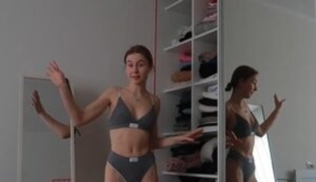 Mary Lvk スター 裸 写真