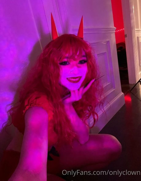 ビンボオンリーファンズ ヌード 写真