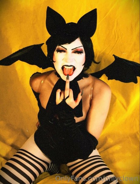 Onlyclown 限定モデル 写真