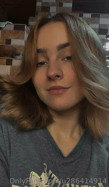 ブロンドヨガOnlyFans ホットヌード 写真