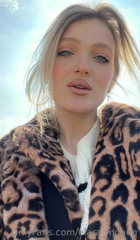 elara moonq セクシーなスター ギャラリー