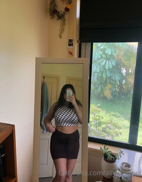 aliyahmaya セクシーモデル 写真