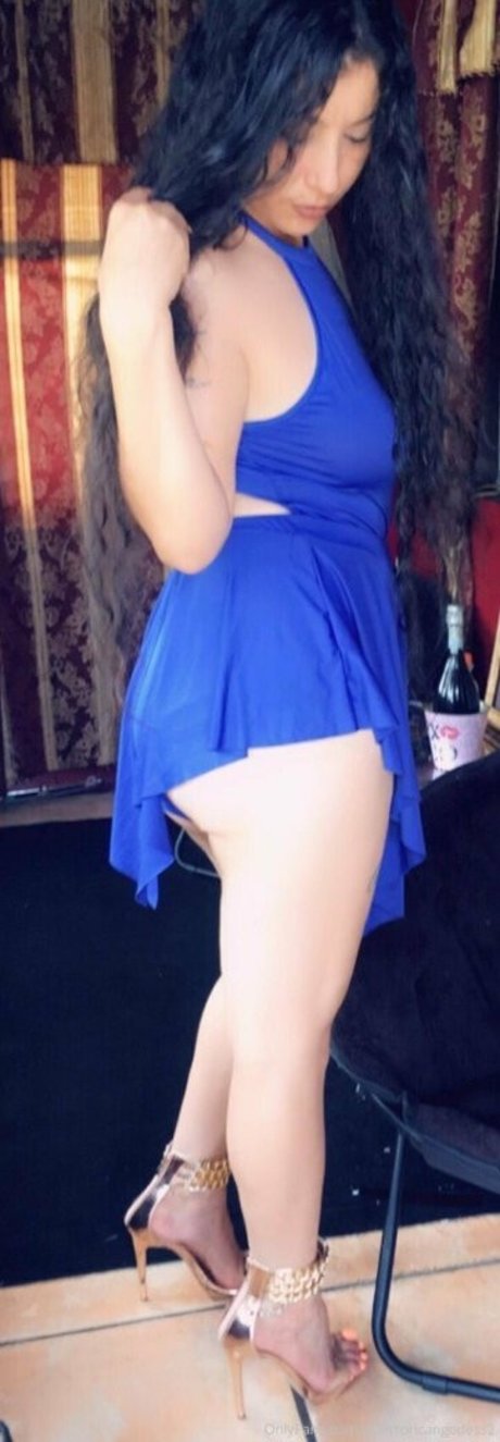 金髪の小柄なOnlyFans 美しい アーカイブ