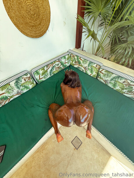 Queen tahshaar ポルノスター アダルト 写真