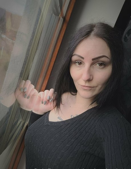 cheeky charlotte セクシーなスター ギャラリー