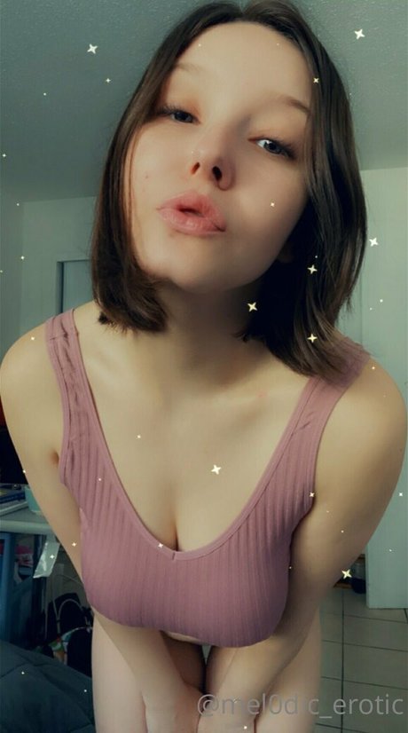 客室乗務員 OnlyFans ホット ギャラリー