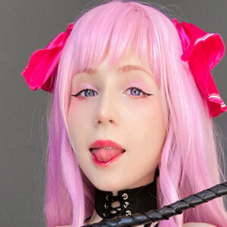 Hackee chan ヌードモデル 写真