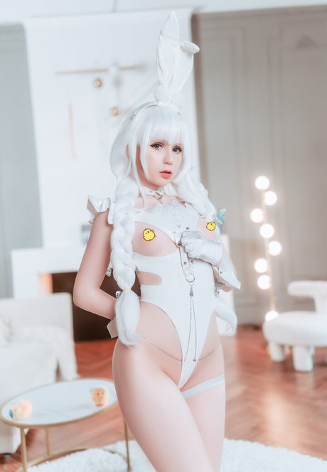 スマイルオンリーファンズ 美しい裸 写真