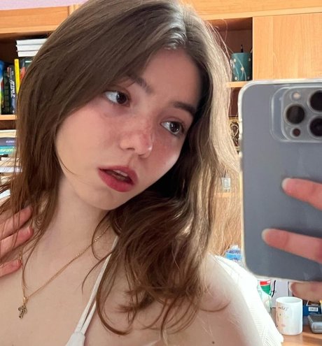 小人エボニーOnlyFans トップ アーカイブ