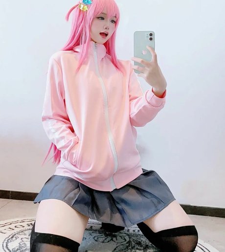 小人エボニーOnlyFans アートヌード ギャラリー