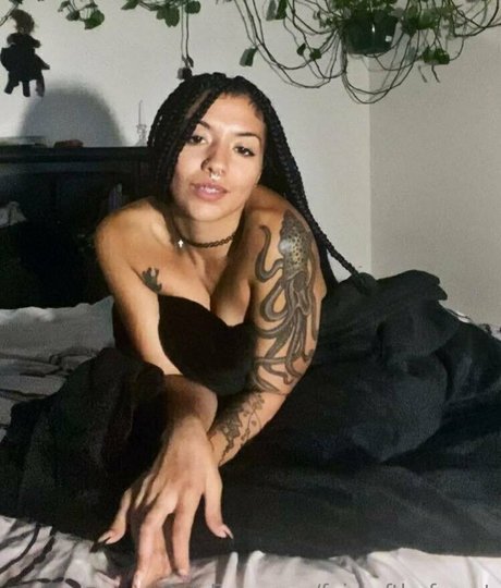 姉妹OnlyFans 無料セックス 写真