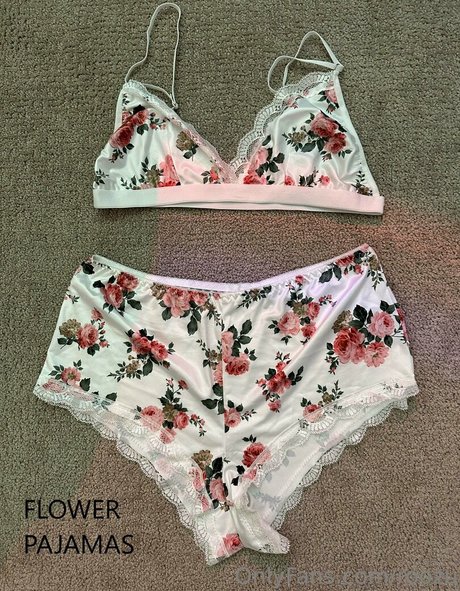 roozu 裸モデル ギャラリー