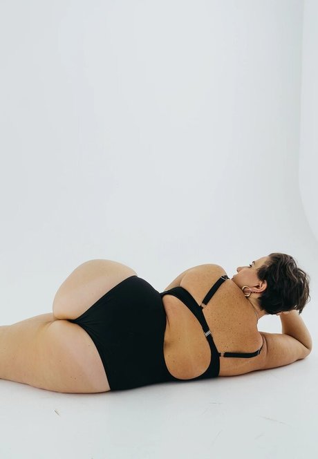 doctormakarova エロティックなモデル 写真