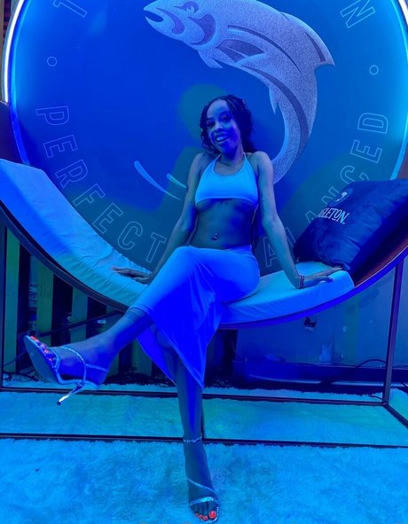 naomiebony ポルノスター xxx 写真