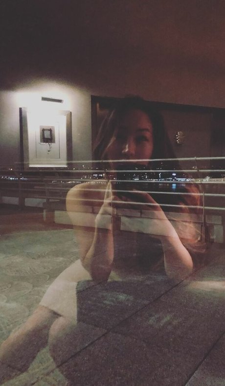 Dajinism ヌード女優 写真