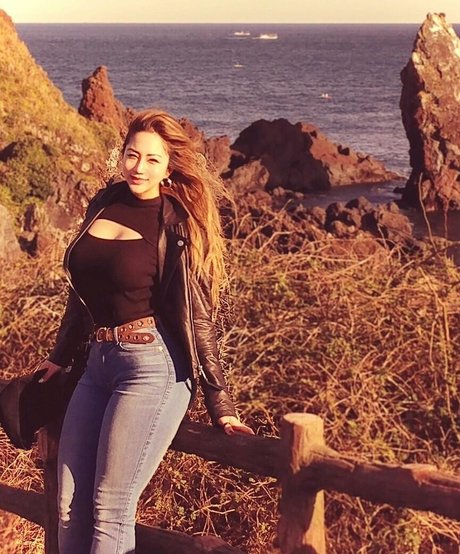 Dajinism xxxポルノスター 画像