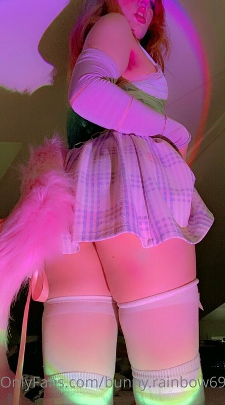 bunny rainbow69 スター ヌード 画像