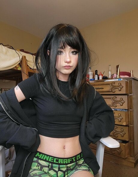 ボンデージ痴女OnlyFans アダルト アーカイブ