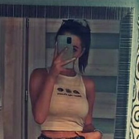 Wiktoria Bystro かわいいモデル 写真