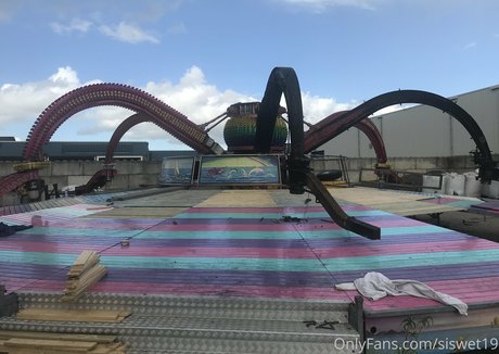 巨乳とお尻のOnlyFans 無料裸 写真