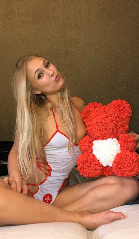 変態エボニーOnlyFans ポルノ アーカイブ