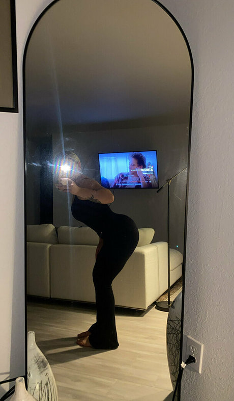 jasminecakess ポルノ女優 画像