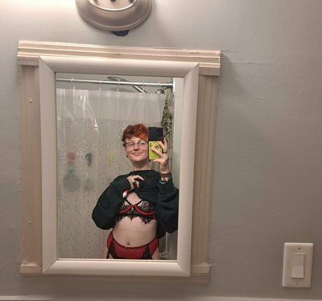 tr33ivy 高品質のポルノスター 写真