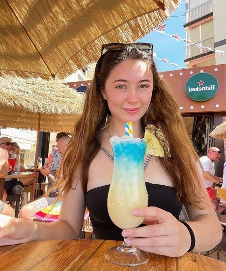 Little BabeVIP ホット女優 写真