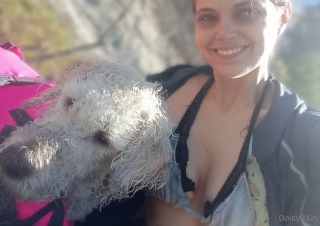 水中オンリーファン ポルノ 画像