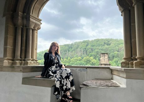 細身の巨乳OnlyFans ベスト 写真