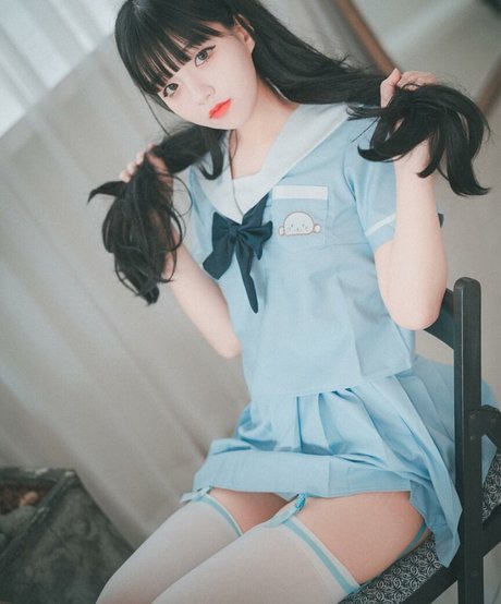 潮吹きマンコOnlyFans 美しいヌード 写真