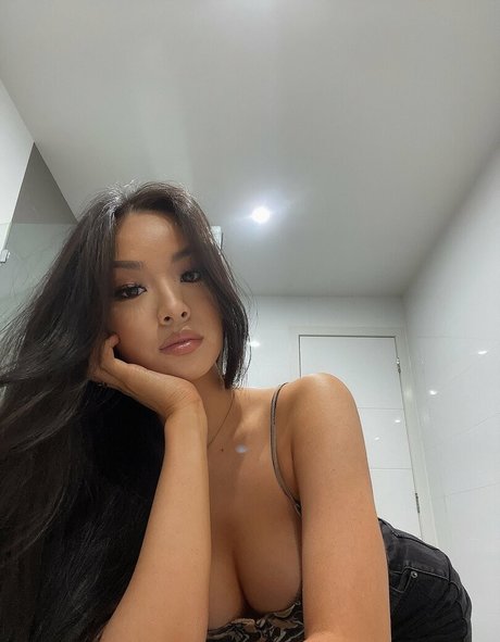 Kathryynn 完璧なポルノスター 写真