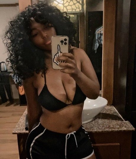 Key Plays ポルノスター HD アーカイブ