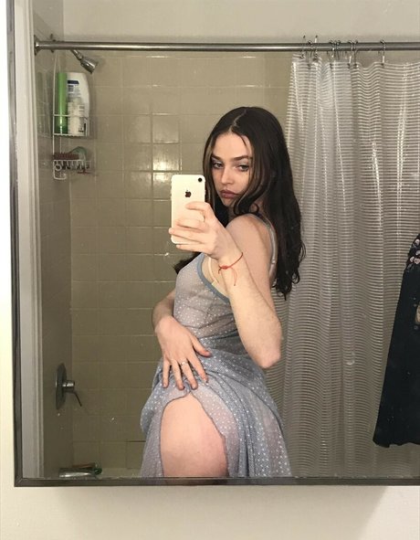 金髪ストリップOnlyFans セクシー裸 写真