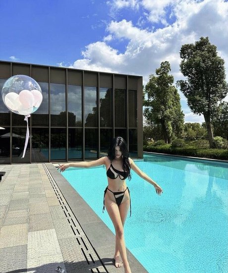 June Gong ポルノスター ベスト ギャラリー