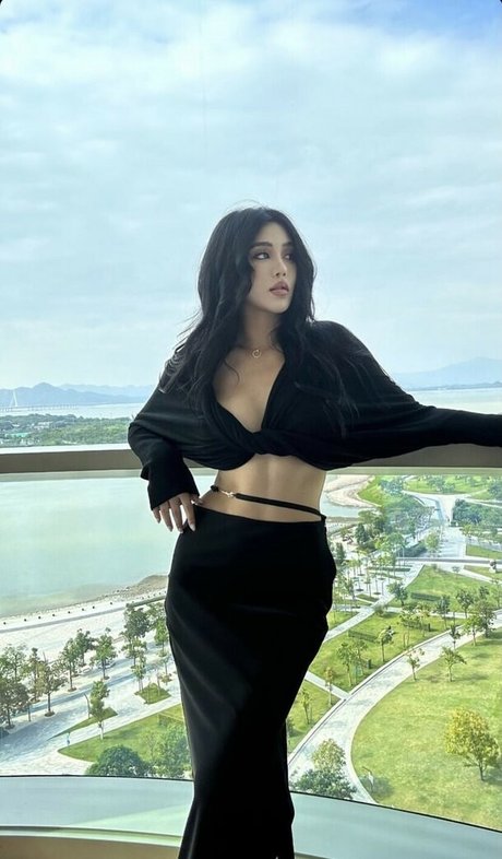 June Gong 美しいスター 画像