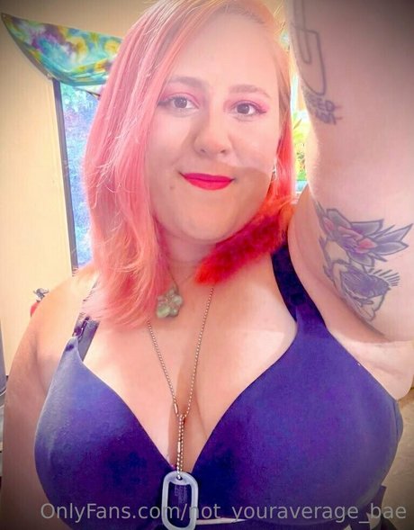 not youraverage bae アダルトスター 写真