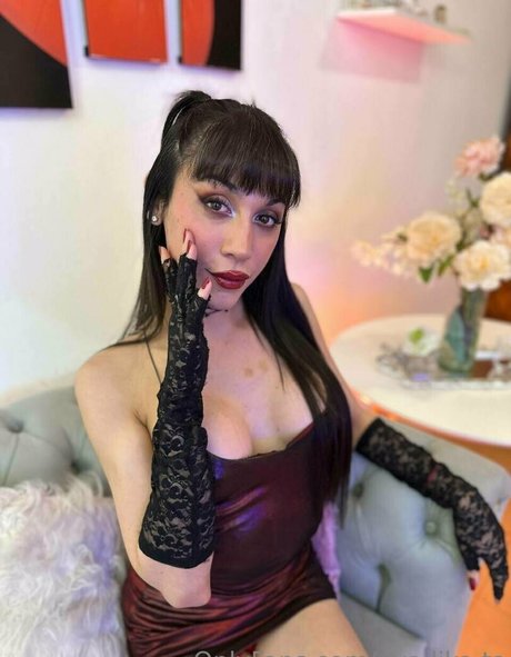 eva lika ts ポルノスター アート 写真