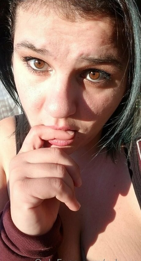 c byee 高品質スター ギャラリー