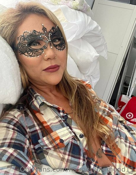 naughtydiamond11 最高のモデル 画像