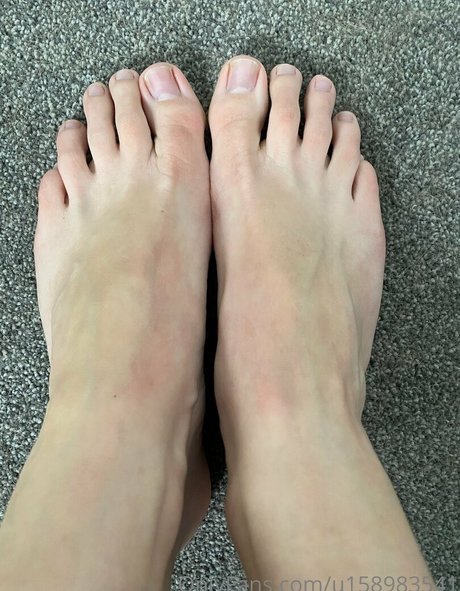 barefootlibran ヌードスター 写真